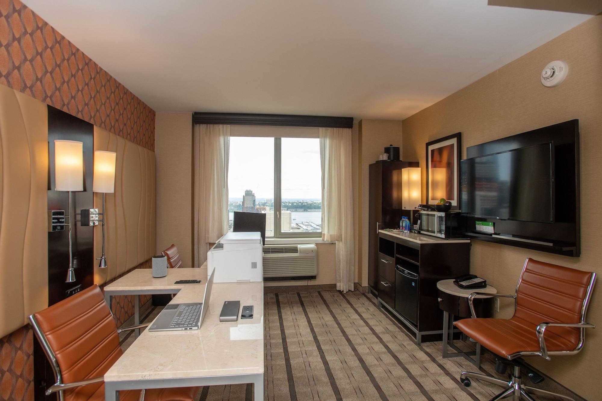 Holiday Inn New York City - Times Square By Ihg Экстерьер фото