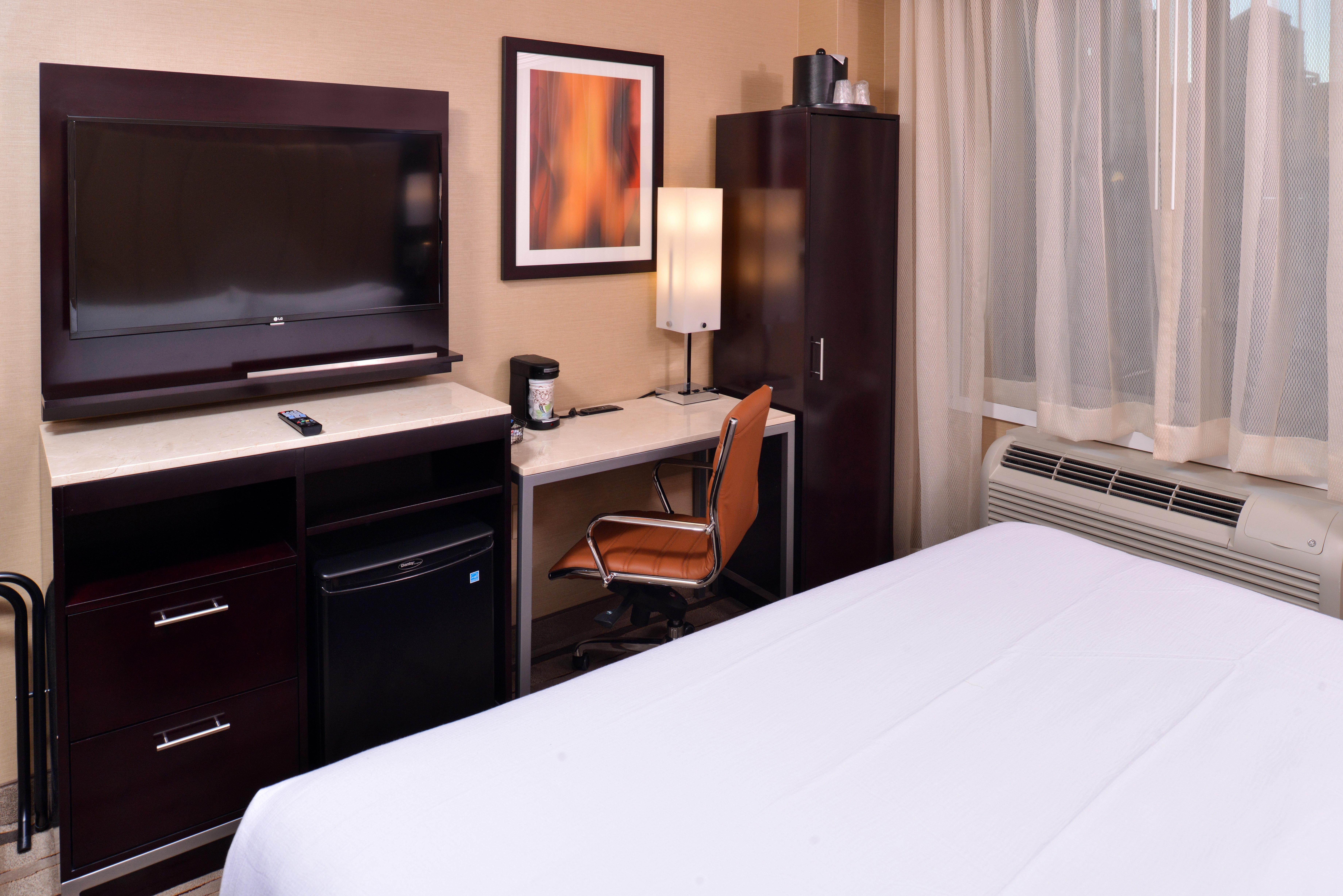 Holiday Inn New York City - Times Square By Ihg Экстерьер фото