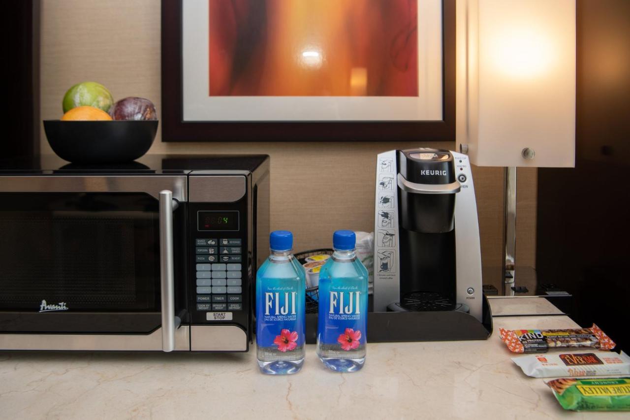 Holiday Inn New York City - Times Square By Ihg Экстерьер фото