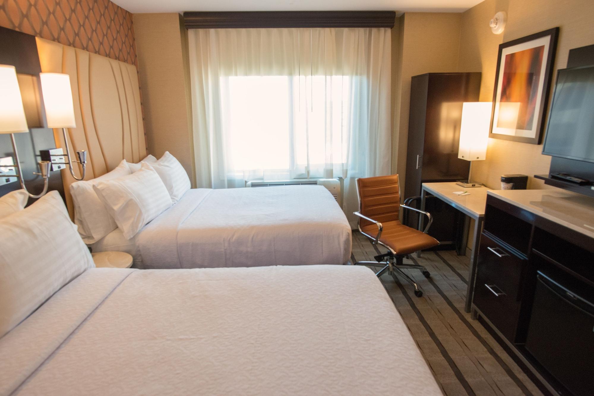Holiday Inn New York City - Times Square By Ihg Экстерьер фото